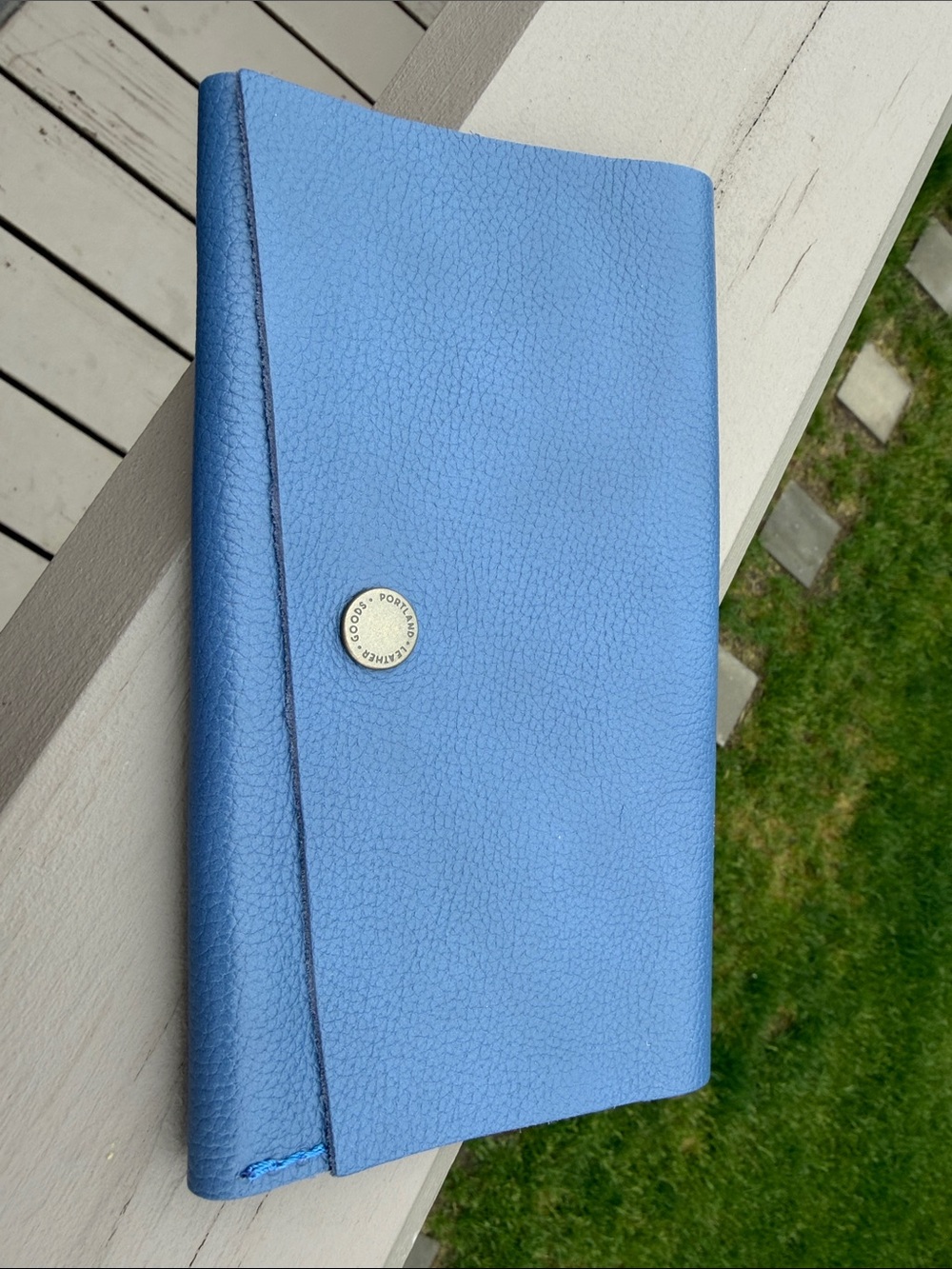 New Portland Leather Rancher Wallet With Hide Stamp